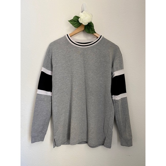 Forever 21 Other - 21 Men • Sporty Grey Knit Pull Over Sweater
